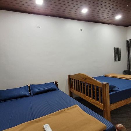 Golden Bright Hotel Gokarna  Buitenkant foto