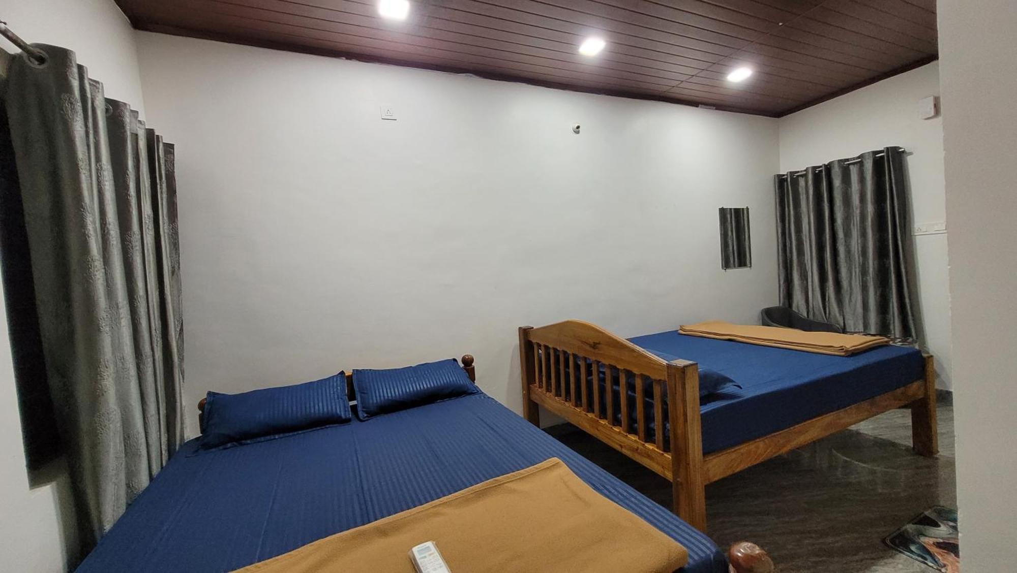 Golden Bright Hotel Gokarna  Buitenkant foto